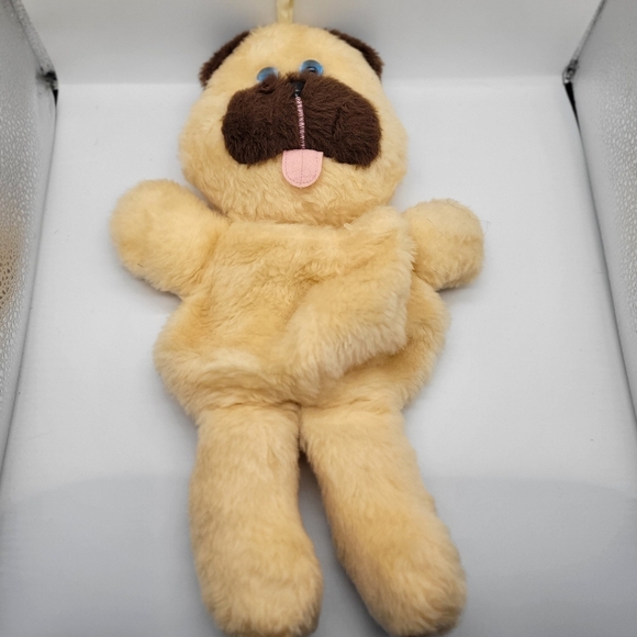 Vintage Hallmark Cards From 1993 Plush Stocking Stuffable Cream/Brown Soft Dog - Picture 1 of 13